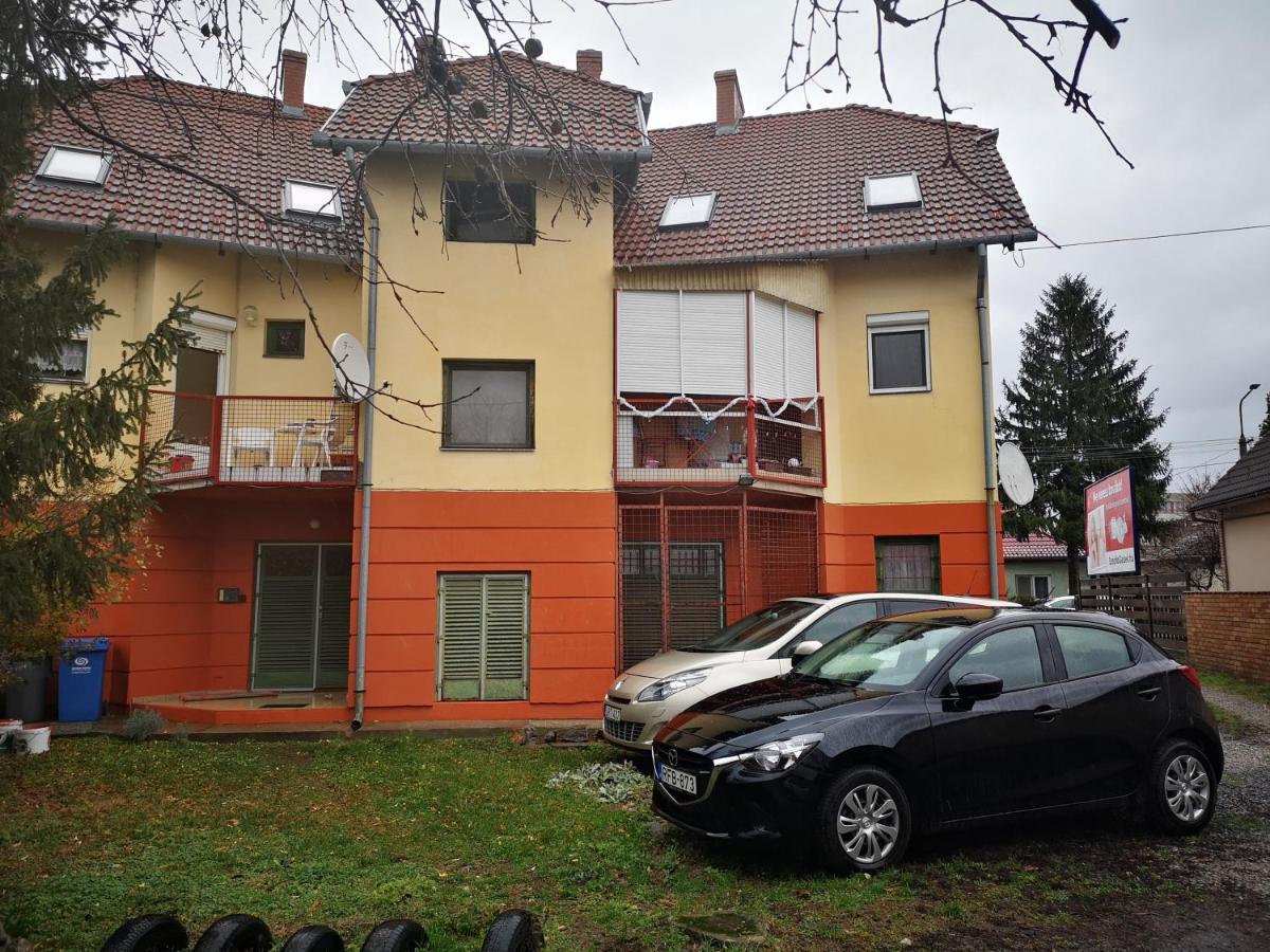 Berik Apartman Pécs Exteriör bild